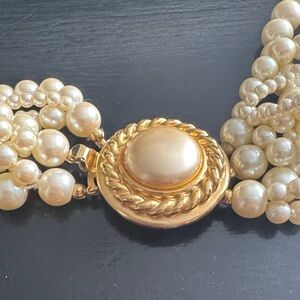 ✨ Vintage Carolee Multi-Strand Faux Pearl Choker Necklace – Statement Gold Clasp